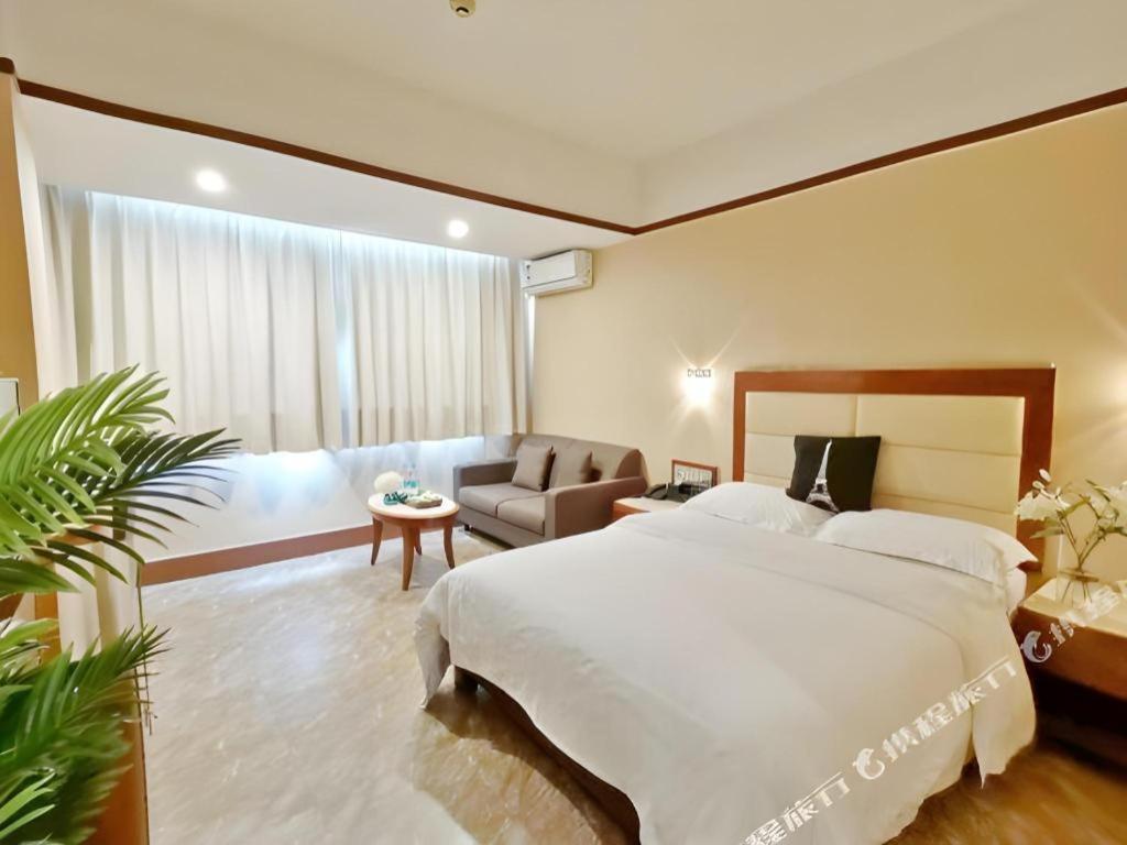 גואנגג'ואו Wings Hotel מראה חיצוני תמונה