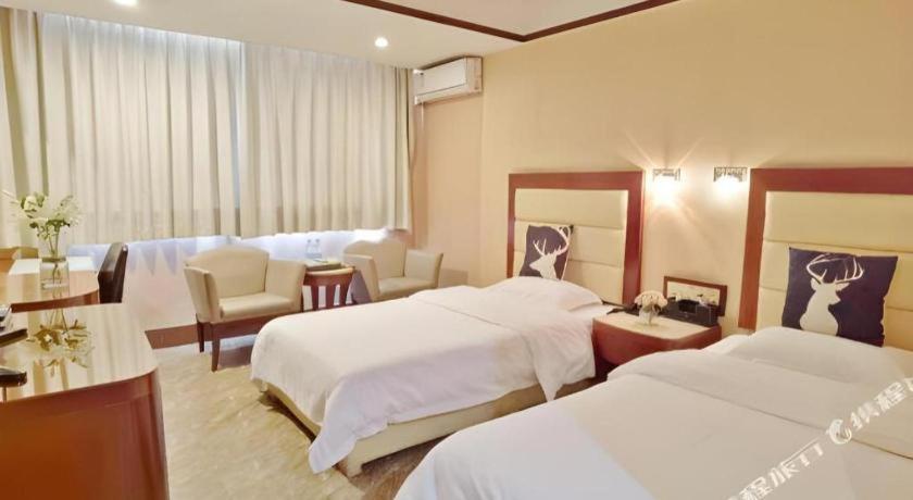 גואנגג'ואו Wings Hotel מראה חיצוני תמונה